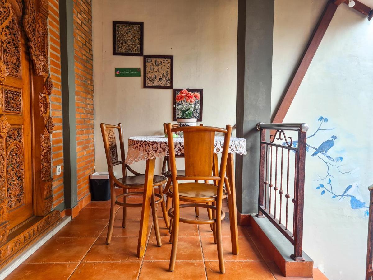 Ndalem Suryo Saptono Guest House Tugu Eksteriør billede